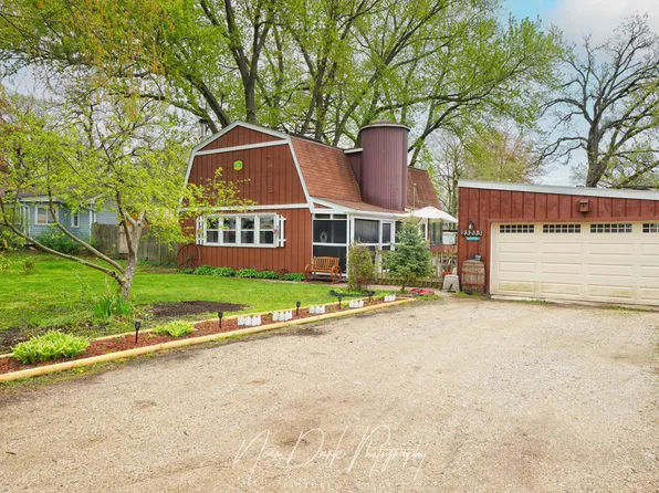 23233 W North Lakewood Ln, Lake Zurich, IL 60047