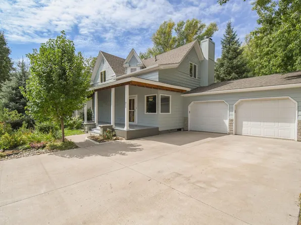 209 N Bridge St, Canton, SD 57013