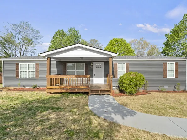 1025 Leo Baker Rd, Ashland City, TN 37015