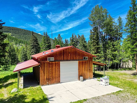 4th image of 2651 Wild Bill Rd