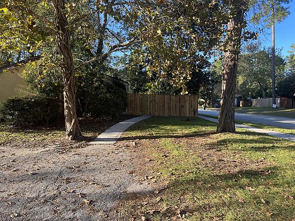 2nd image of 2486 Whispering Woods Blvd