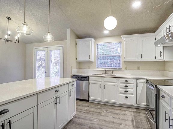 4th image of 1161 Villa Green Ct