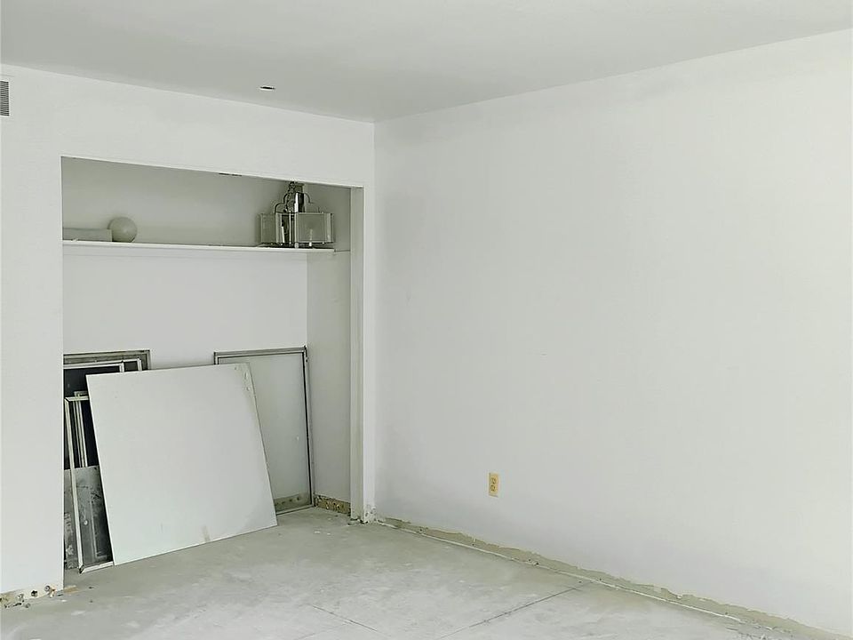 22100 Dante St, photo 7