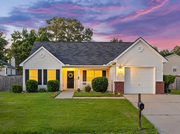 112 Slow Mill Dr, Goose Creek, SC 29445