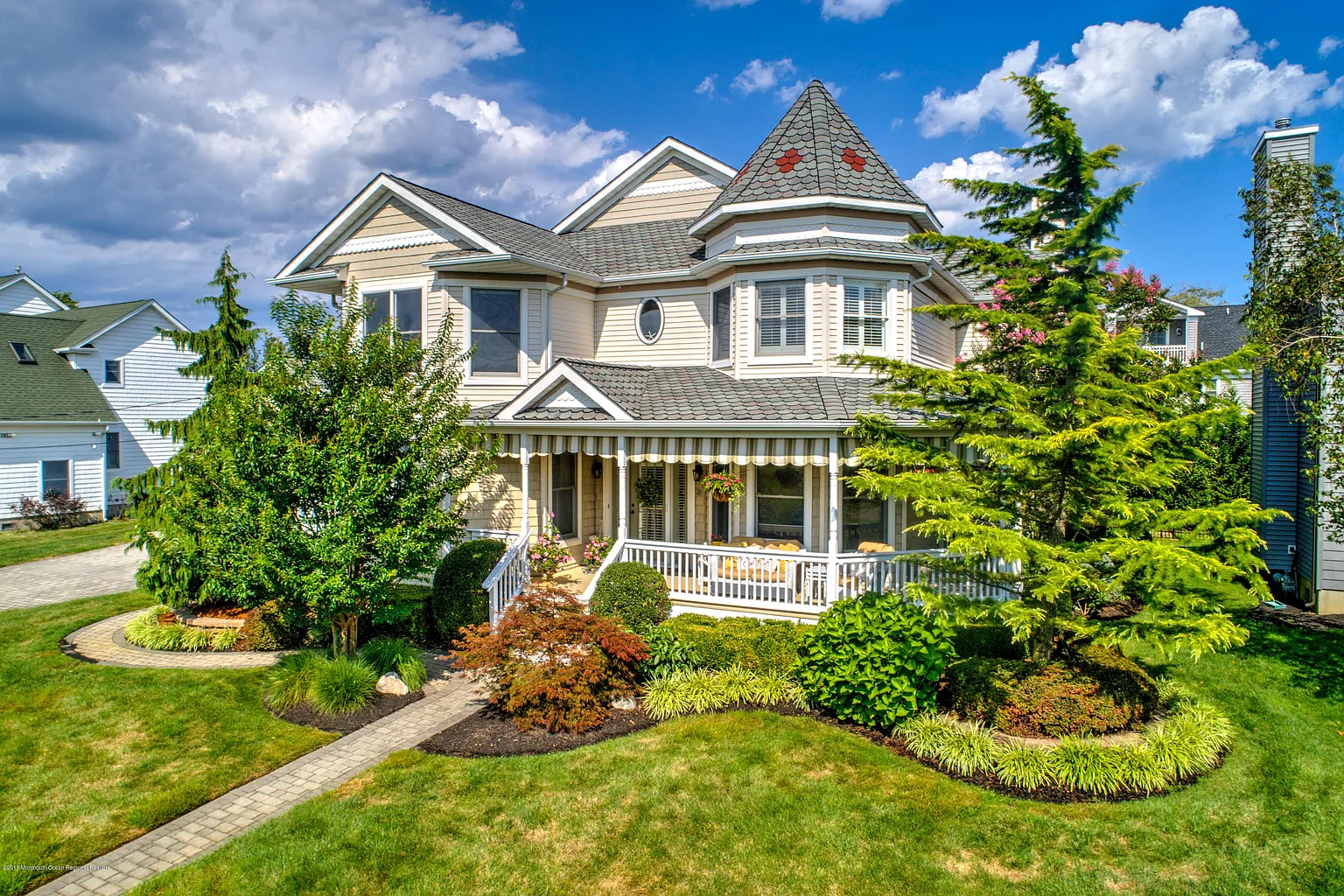 29 Columbus Dr photo 1