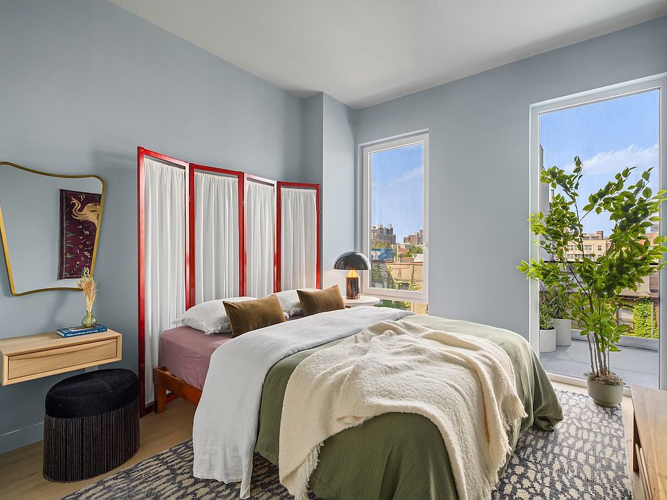 1st image of 1975 Madison Ave #515