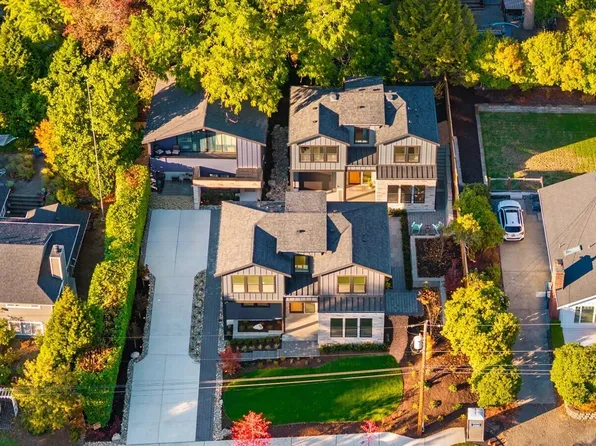 634 + 636 Eleventh Avenue, Kirkland, WA 98033
