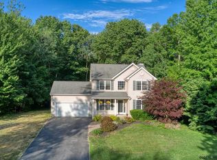 15 Delta Way, Halfmoon, NY 12065