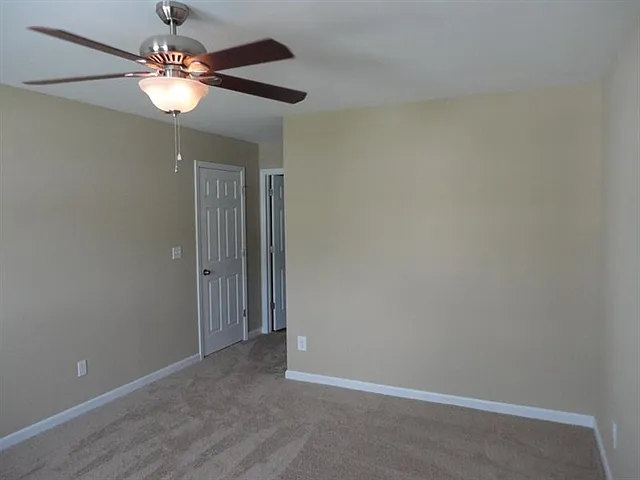 11812 Village Pond Dr — Photo 10