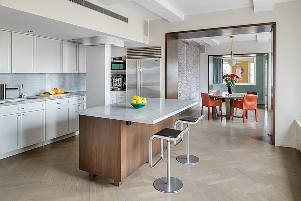 Sold by Ann Weintraub, Ltd. | media 5