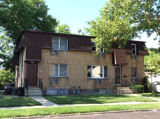 15750 20th Rd, Whitestone, NY 11357