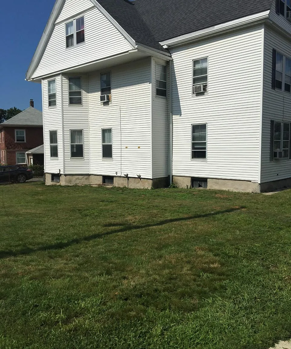 2 bed, 1100 sqft, $2,675 — Photo 1