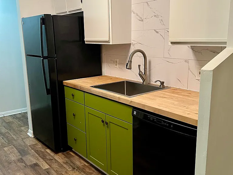 117 Turtle Creek Rd #6 — Photo 4