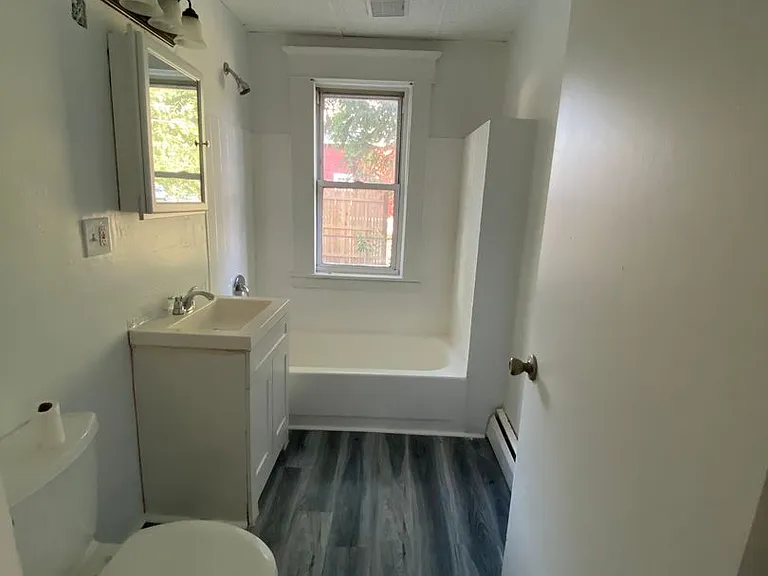 229 Grove St #235 — Photo 6