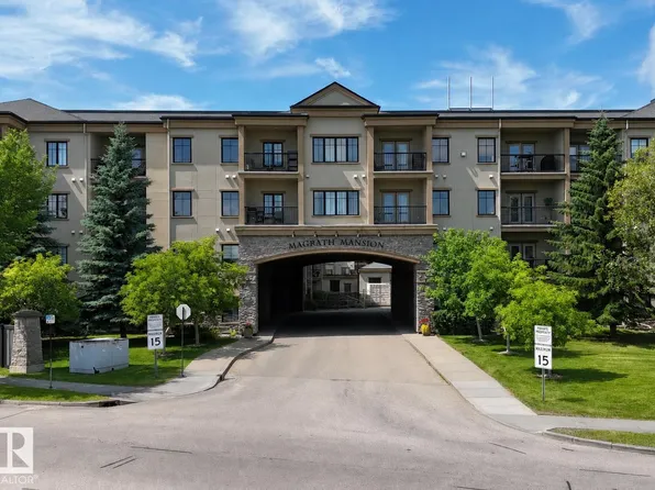 160 Magrath Rd NW #106, Edmonton, AB T6R 3T7