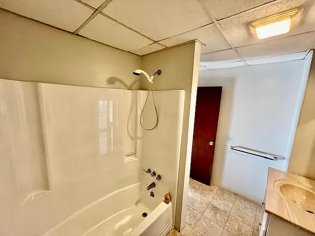 223 Carbon St — Photo 22