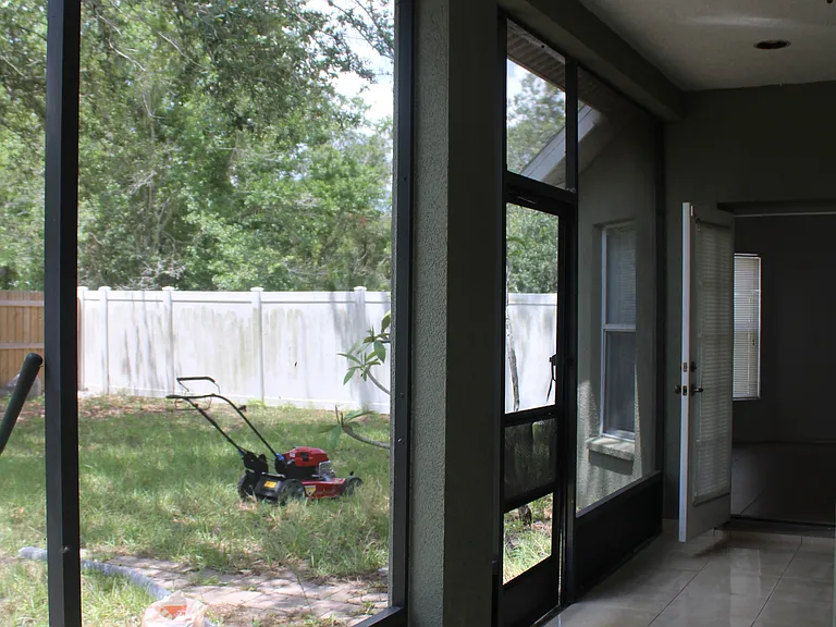 12735 Bramfield Dr — Photo 11