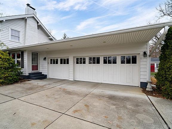 4th image of 4643 Pleasant Ave