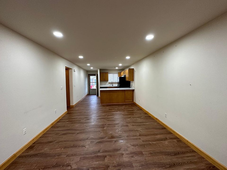 1st image of 30344 Wedgewood Cir #2