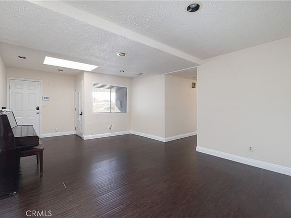 2nd image of 324 N Vincent Ave
