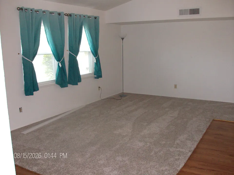 401 Pogue St