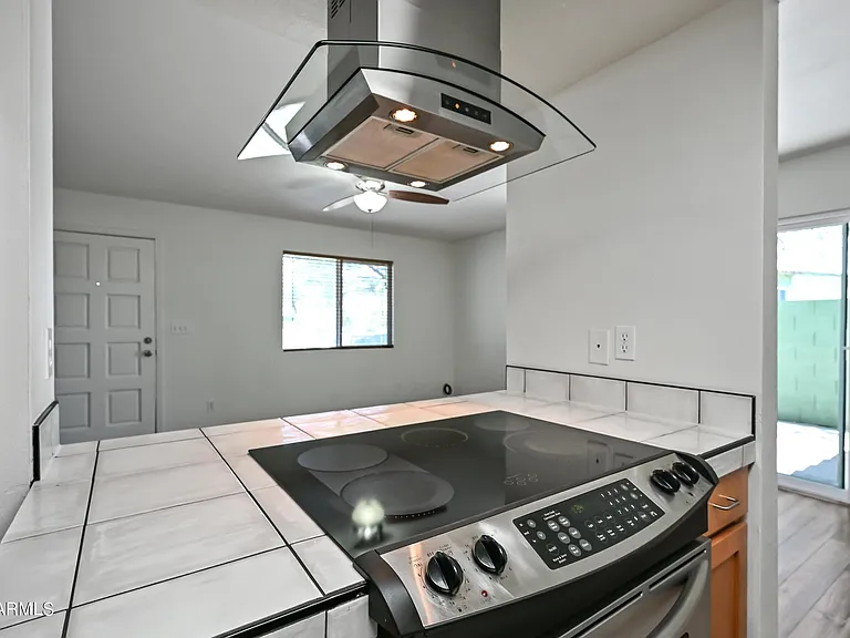 729 E Cochise Dr #B — Photo 8