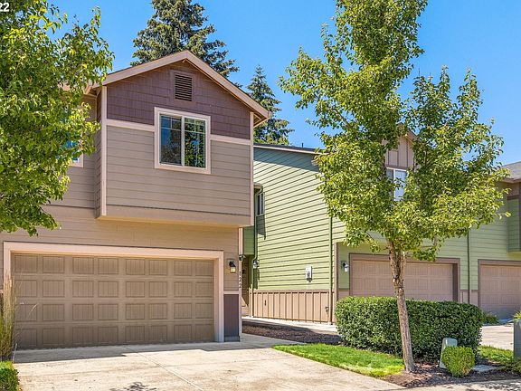 2nd image of 822 NE 109th Ct
