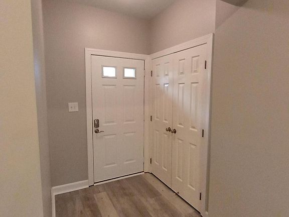 5th image of 118 Windbyrne Dr