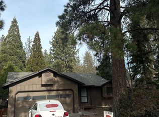 1828 SW Forest Ridge Ave, Bend, OR 97702