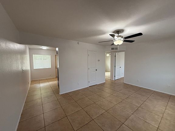 4th image of 2016-2020 N 51st St #2016-02