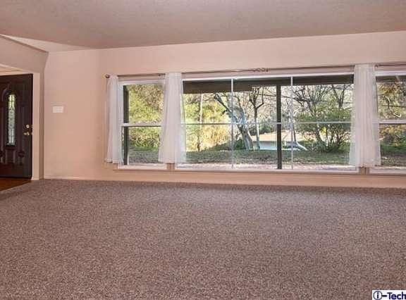 3rd image of 2325 Cascadia Dr