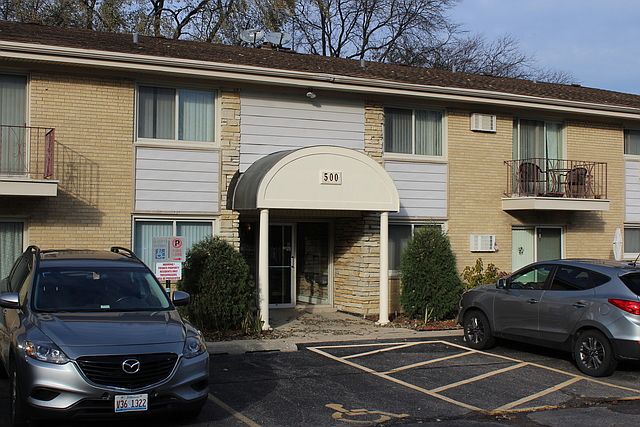 1st image of 500 Chase Dr APT 15