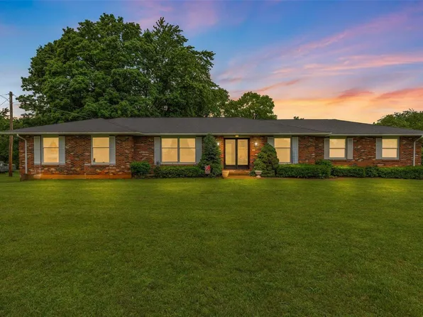 1113 N Desloge Dr, Desloge, MO 63601