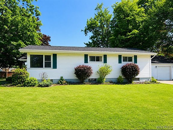 3rd image of 3741 Harrison Ave