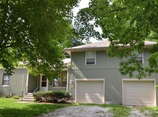 2309 E Kirkwood St, Springfield, MO 65804