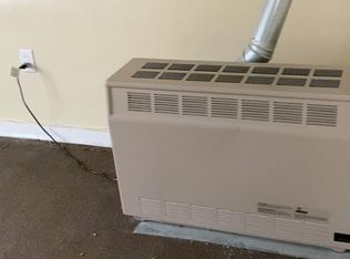 877 Eddy Rd, Cleveland, OH 44108