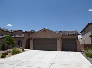 629 Palo Alto Dr NE, Rio Rancho, NM 87124