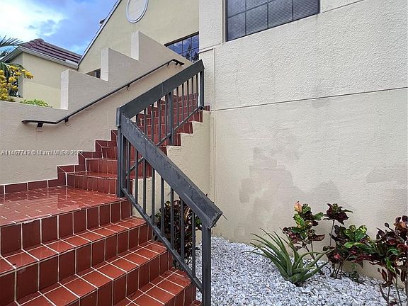 4th image of 13088 SW 88th Ln #B204