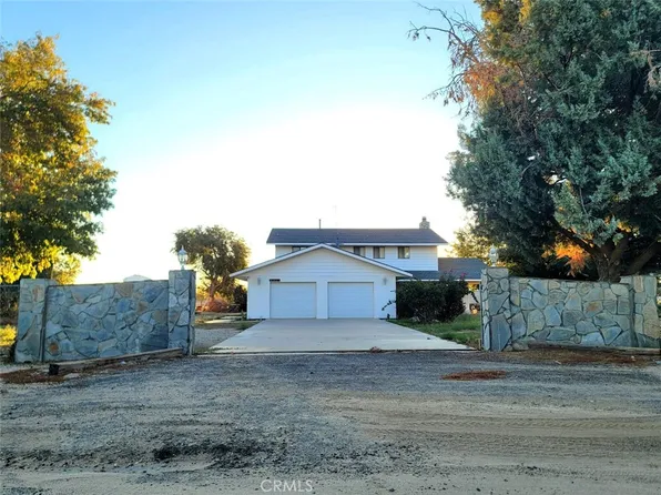 41614 27th St W, Palmdale, CA 93551