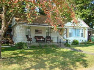 306 S East St, Corydon, IA 50060