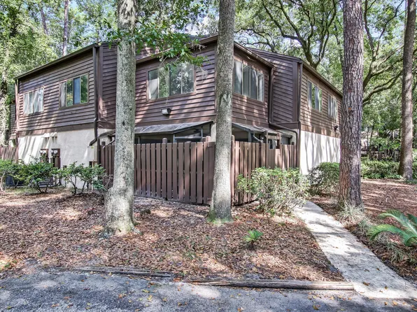 10396 Bigtree Cir W, Jacksonville, FL 32257