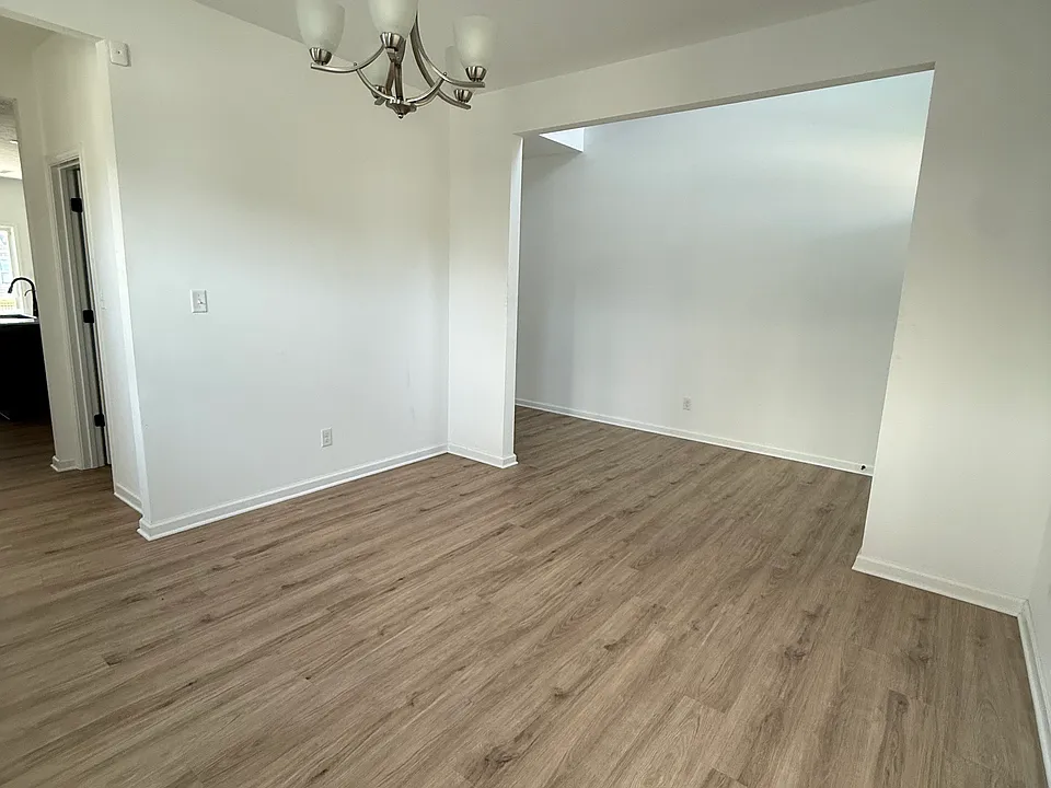 10615 Oak Bend Blvd