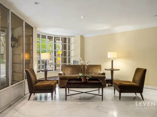 1175 York Avenue image 13 of 13