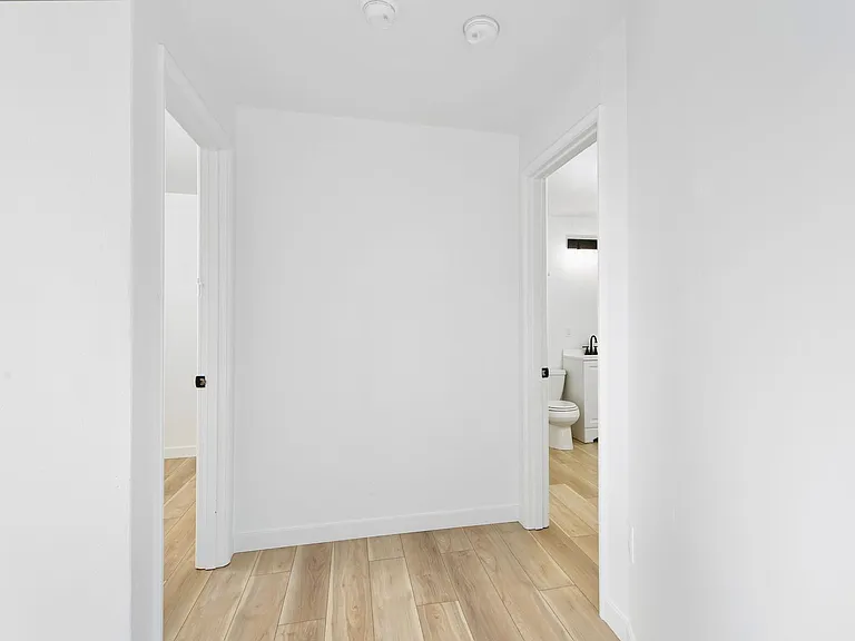 610 S Sheridan Ave — Photo 8