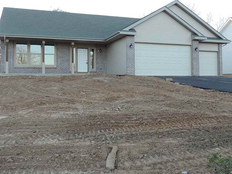 1st image of 11019 N Lake Woods