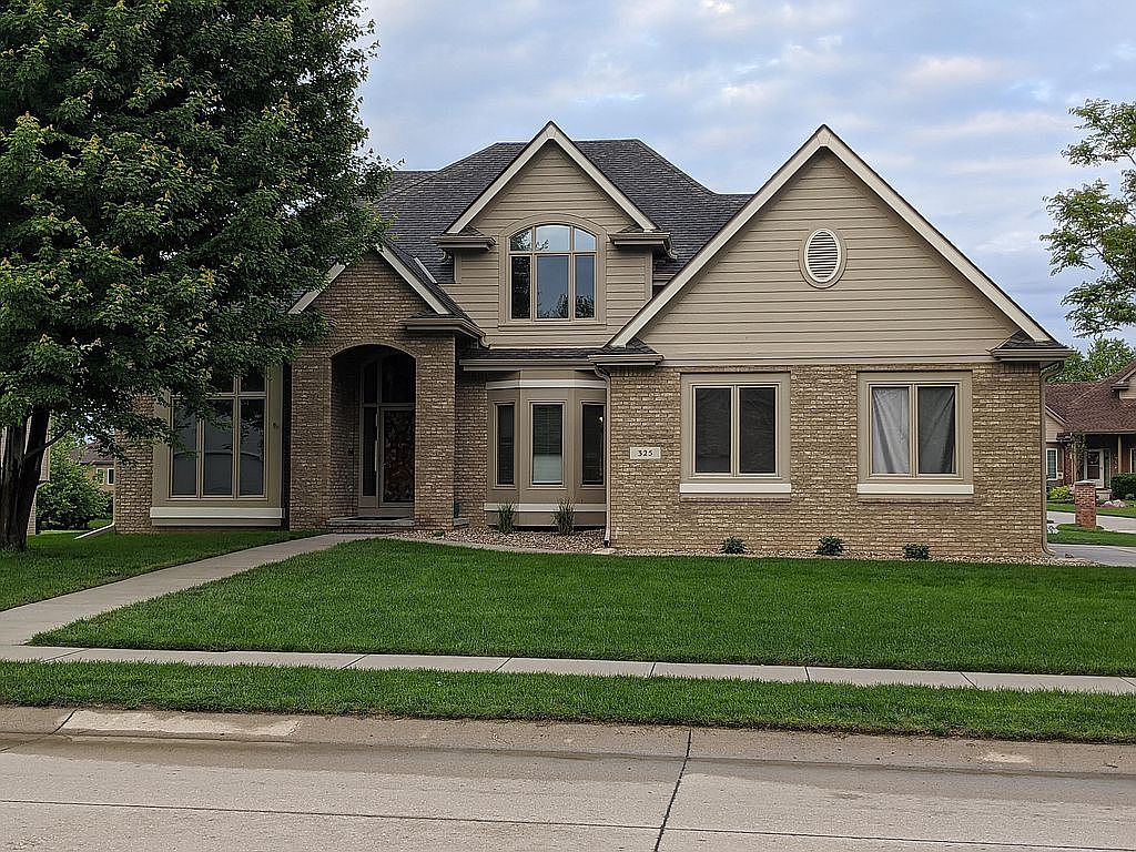 325 Castle Pine Dr, Papillion, NE 68133 Zillow