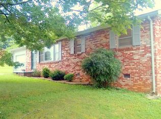 4101 NW Sullivan Rd, Knoxville, TN 37921