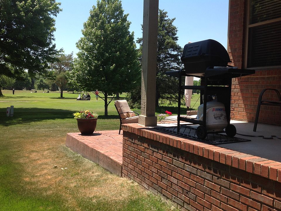 1st image of 22588 Pigeon River Dr