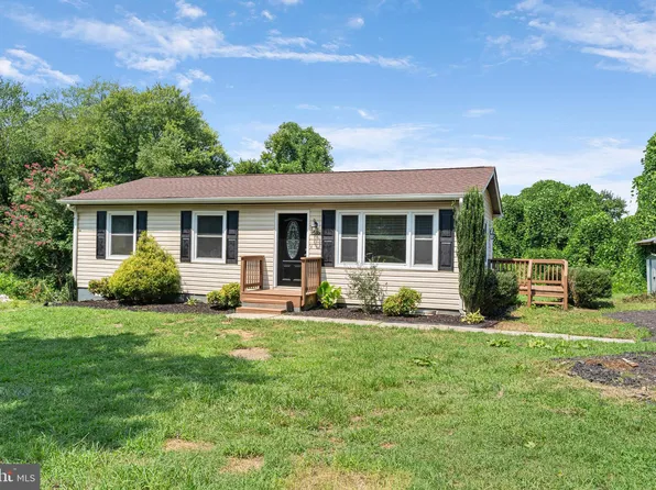5693 Cedar Hill Rd, Mineral, VA 23117