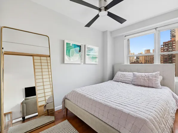 363 East 76th Street image 8 of 16